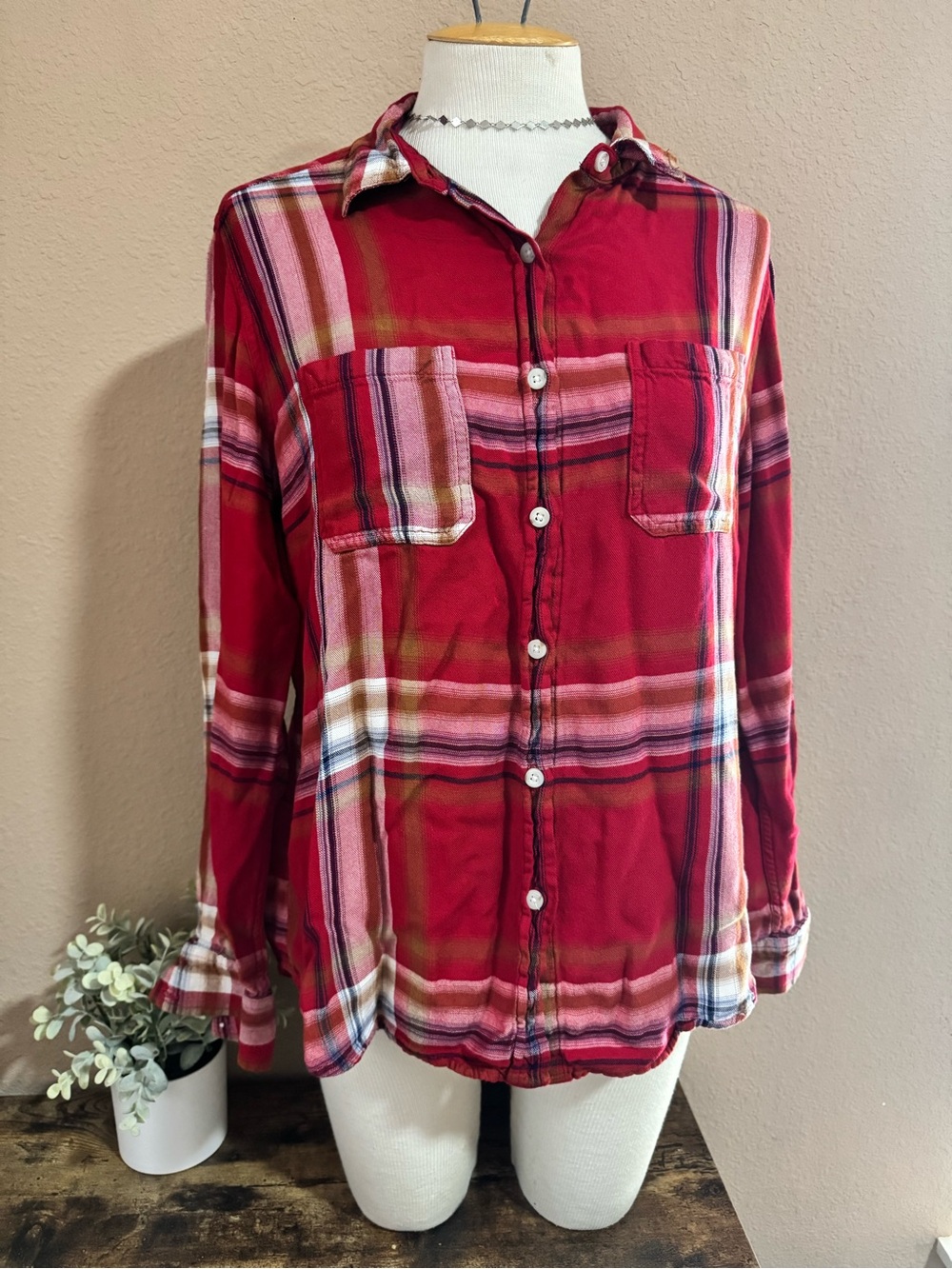 Mossimo Supply Co. Red Plaid Button-Down Shirt